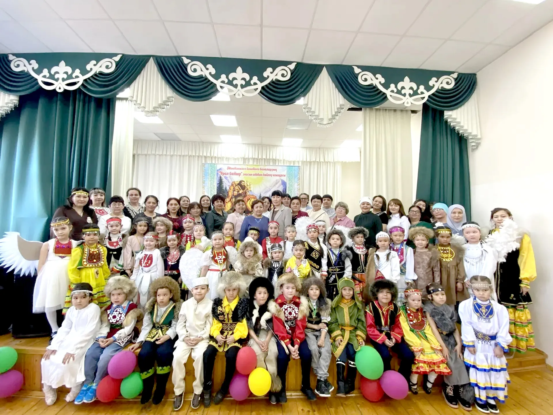 Бөрйәндә “Урал батыр” эпосын иң яҡшы һөйләүсе бәләкәс кем ул?