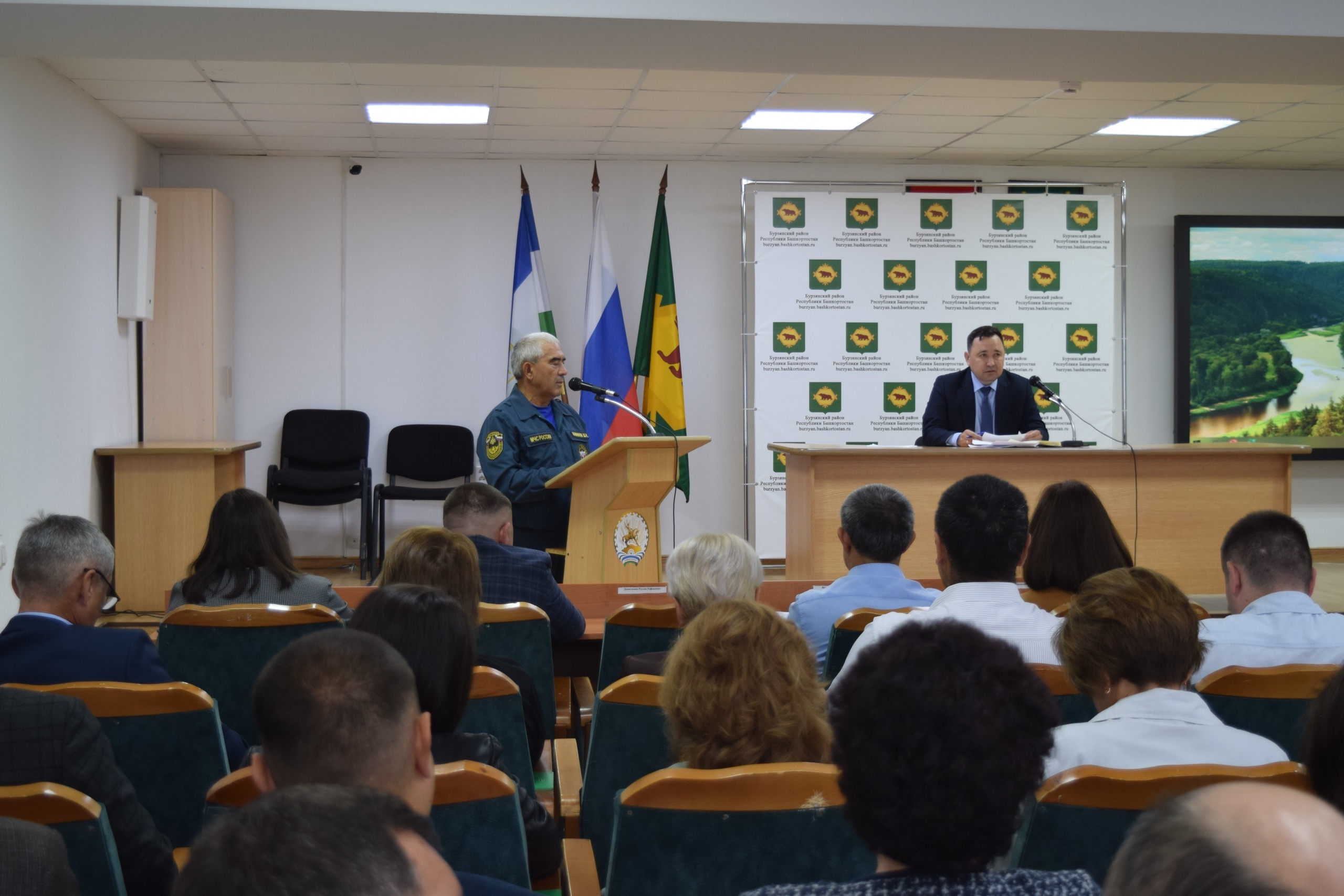 Көн ҡаҙағында – сәләмәтлек, йәйге ял, бүреләр һ.б. мәсьәләләр