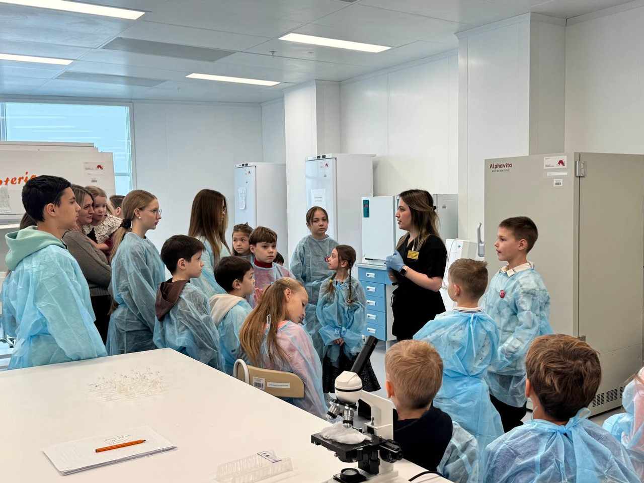 Уфимским школьникам показали лаборатории Межвузовского студенческого кампуса