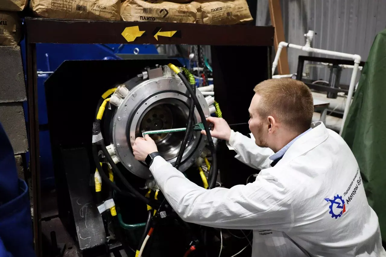 В кампусе Уфы завершают испытания стартер-генератора для авиадвигателя ПД-35