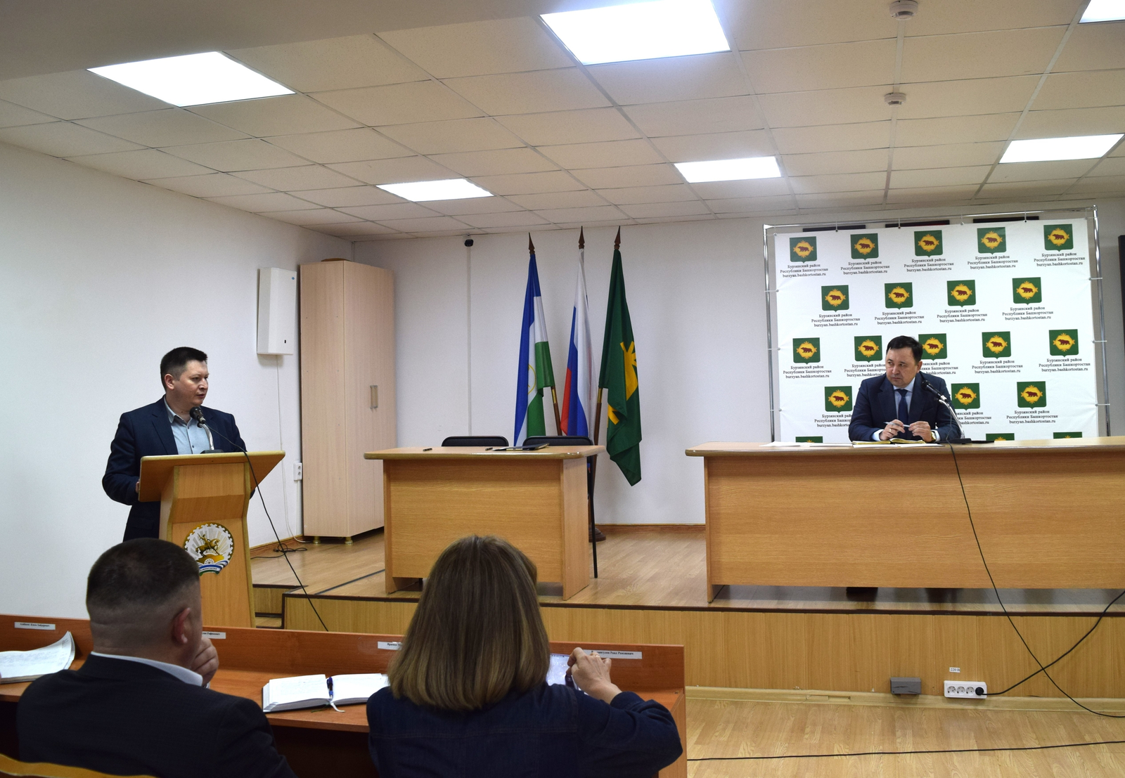 2 янғын теркәлгән, талпандар әүҙемләшә