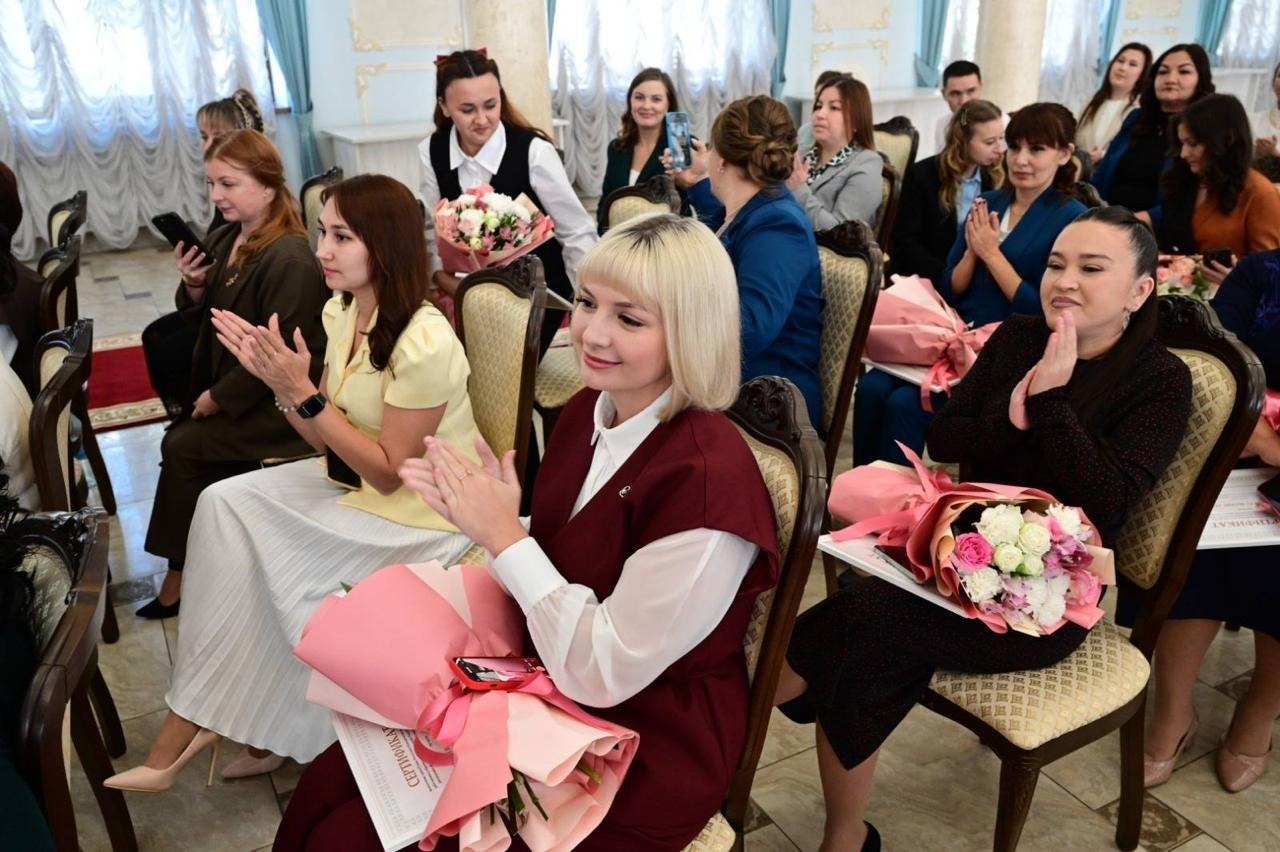 Балаларға күңел йылыһын өләшеүселәр