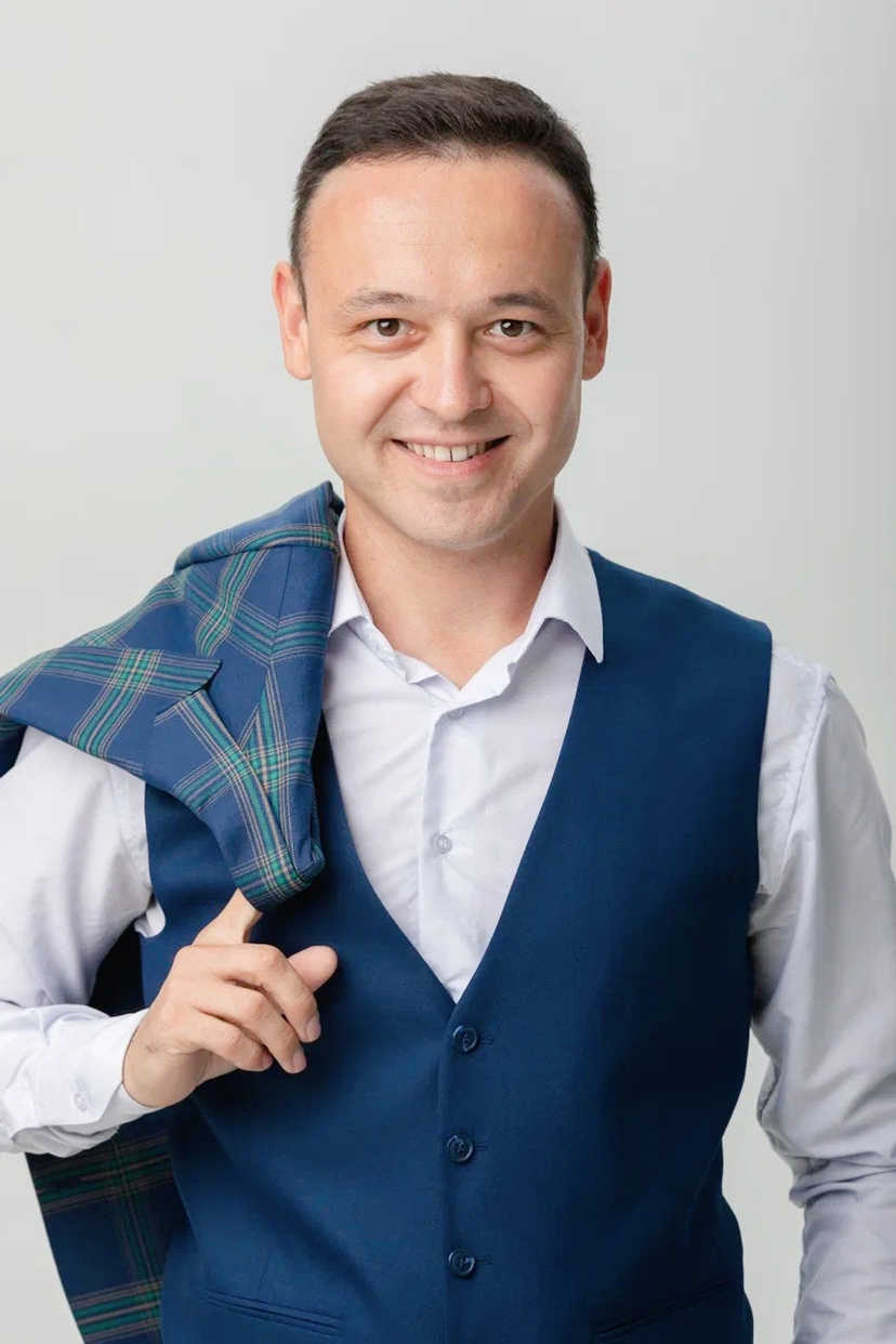 «Эләгә-йығыла, абына-һөрлөгә үҙемә-үҙем юл һалдым инде...»