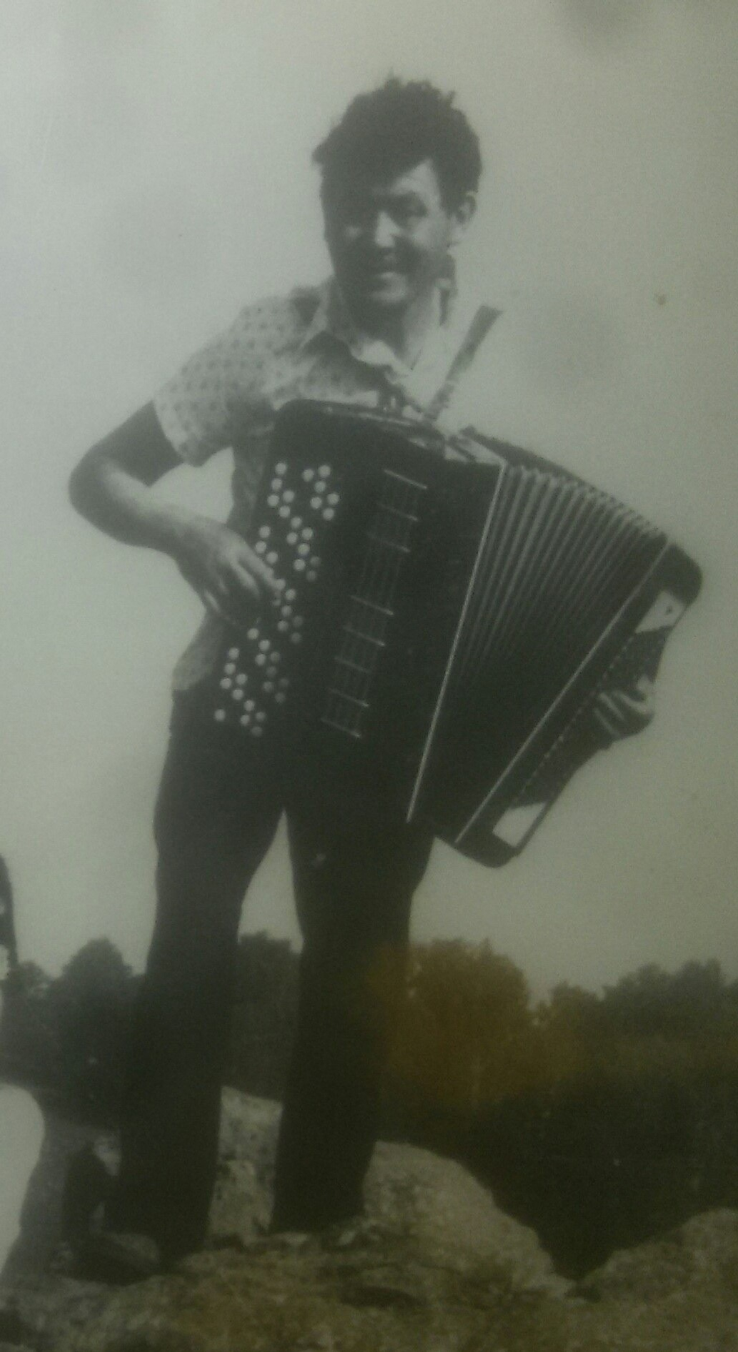 Моң эйәһе (Олатайым Салауат Хәкимов иҫтәлегенә).