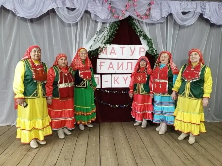 Ауыл күрке - матур ғаиләләр