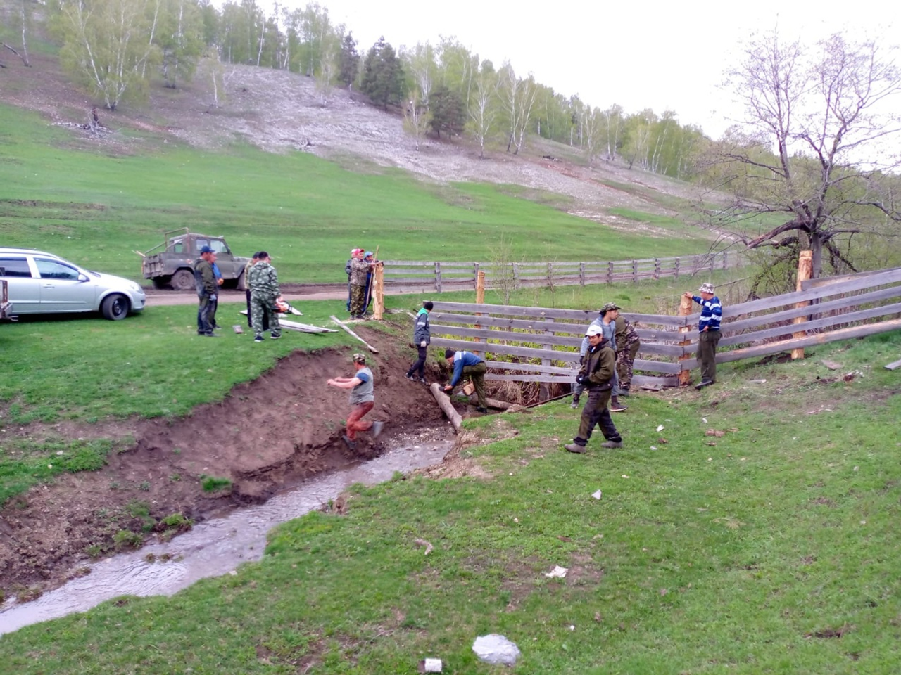 Еребеҙҙе йәмләп йәшәйек