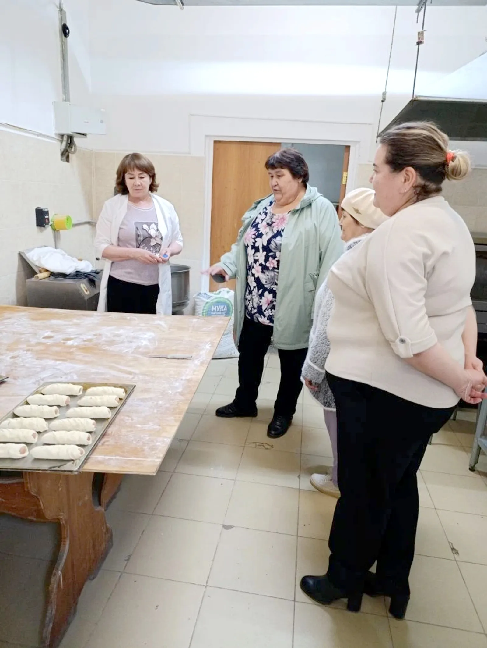 Эш эҙләүселәр ашханаға экскурсияға барҙы