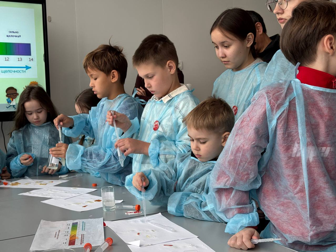 Уфимским школьникам показали лаборатории Межвузовского студенческого кампуса